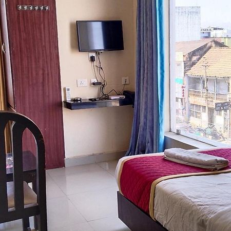Hotel Pioneer Paradise Nāgercoil 外观 照片