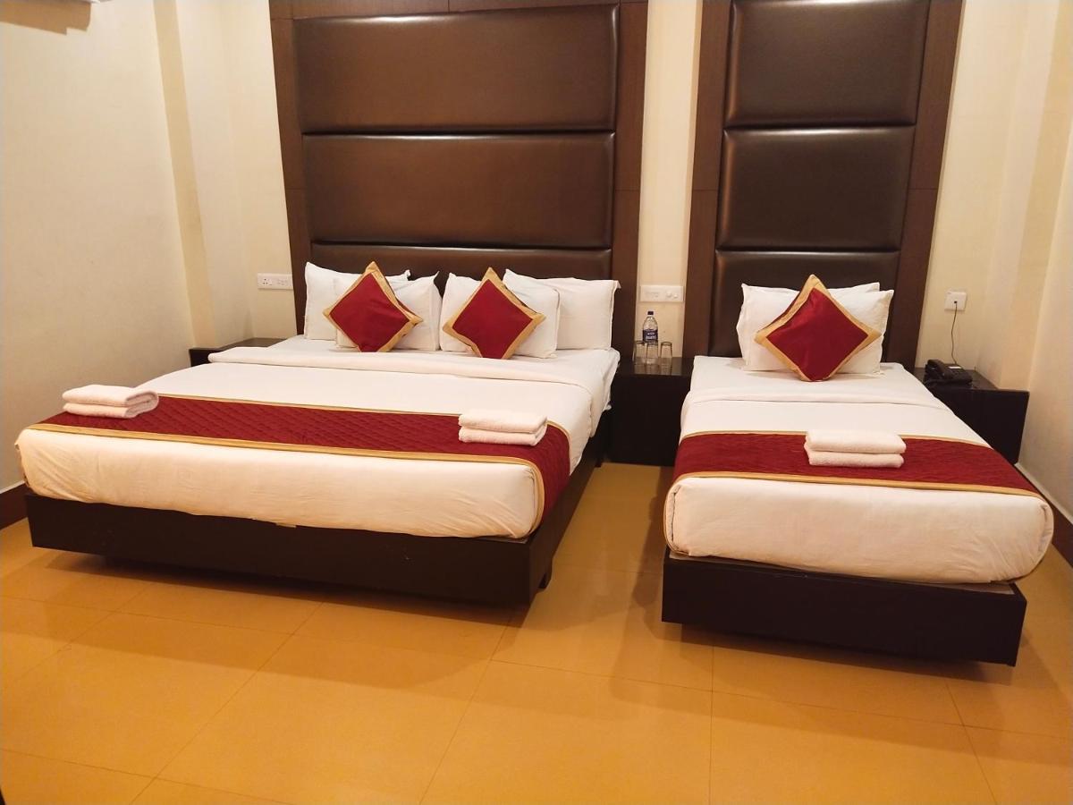 Hotel Pioneer Paradise Nāgercoil 外观 照片