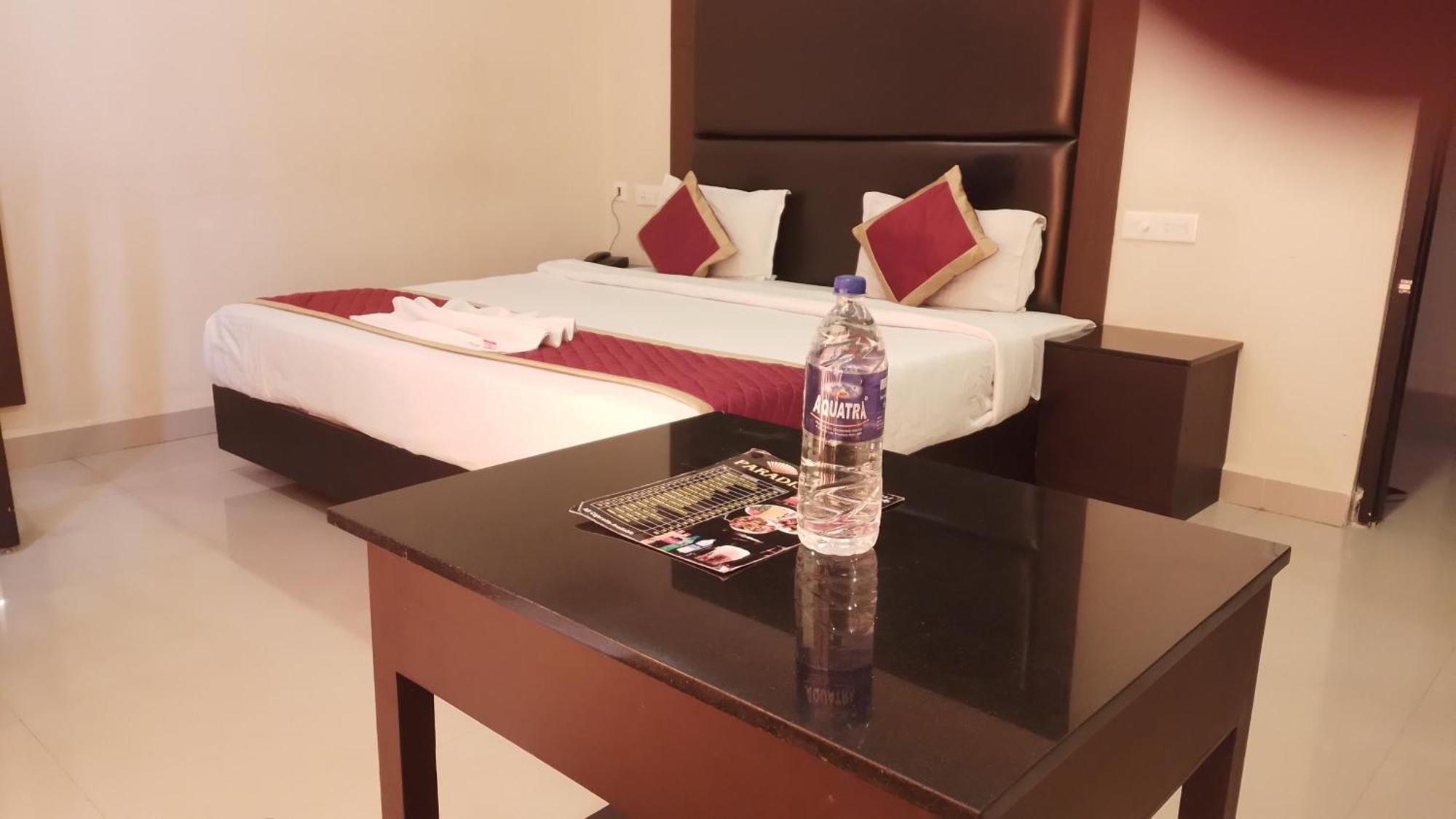 Hotel Pioneer Paradise Nāgercoil 外观 照片